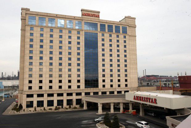 2. Ameristar East Chicago Hotel
